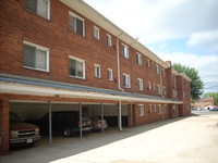 Ballston Garden Apartments in Arlington, VA - Foto de edificio - Building Photo