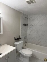 805 W 30th St in Hialeah, FL - Building Photo - Building Photo