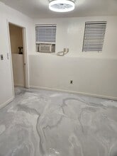 1326 E St in Sacramento, CA - Foto de edificio - Building Photo