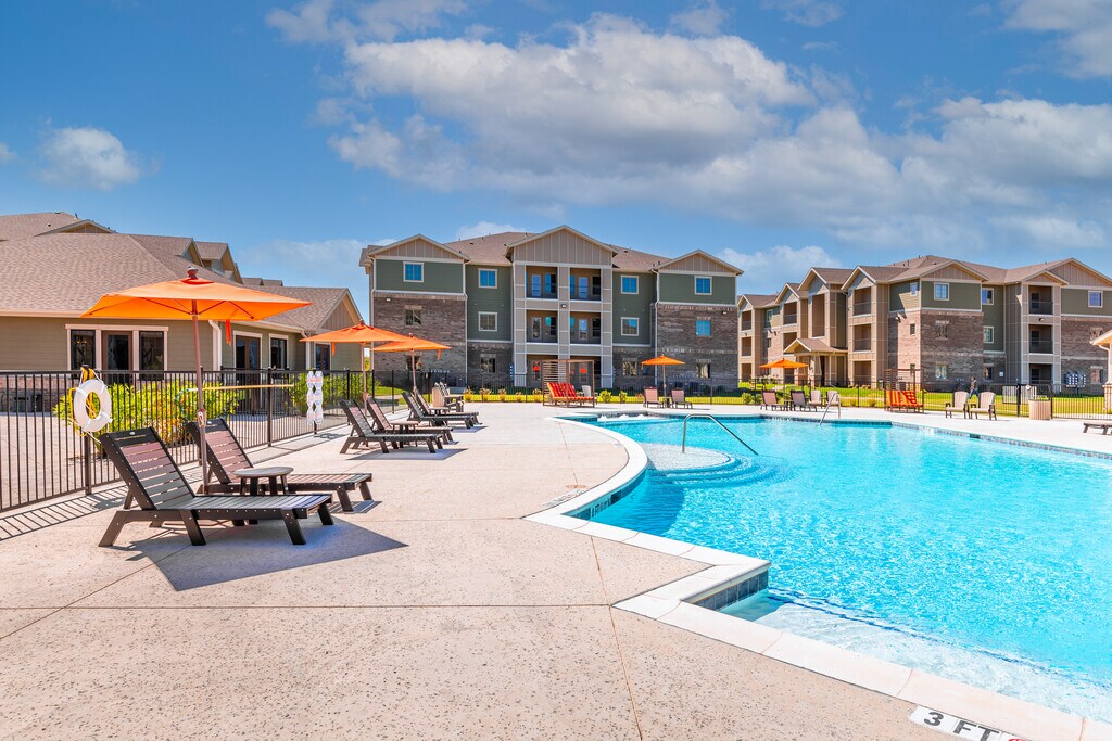 Shannon Creek Apartments Burleson, TX Apartments