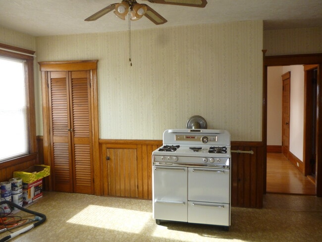 19 Rena St, Unit 3 in Worcester, MA - Building Photo - Building Photo