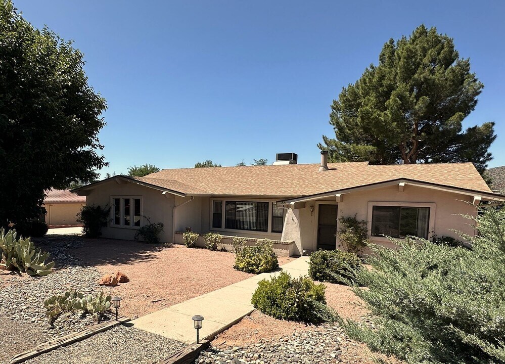 85 Yucca St in Sedona, AZ - Building Photo