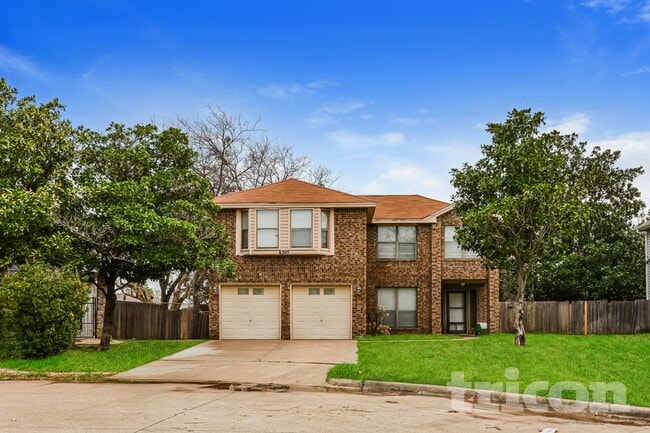 property at 6305 Meadowglen Dr