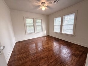 2212 1/2 N Lee Ave in Oklahoma City, OK - Foto de edificio - Building Photo