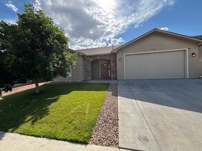 439 Donogal Dr in Grand Junction, CO - Building Photo - Building Photo