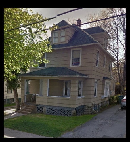31 Mona St