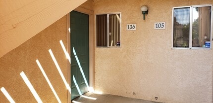 321 Inger Dr in Santa Maria, CA - Building Photo - Building Photo