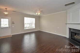 3148 Mannington Dr in Charlotte, NC - Building Photo - Building Photo