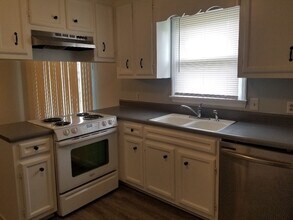 112 Kelly Ct in Goldsboro, NC - Building Photo - Building Photo