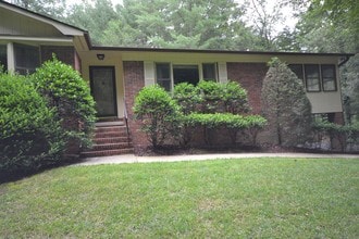 226 Park Ln in Hendersonville, NC - Building Photo - Building Photo