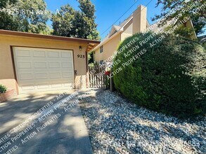 925 8th Ave in Sacramento, CA - Building Photo - Building Photo