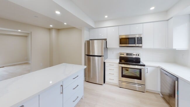 Tindale & Quigley in Hamilton, ON - Building Photo - Building Photo