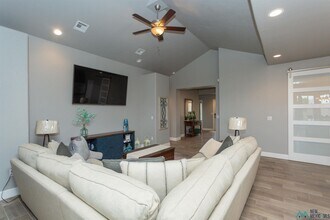 1372 Springfield St in Artesia, NM - Building Photo - Building Photo