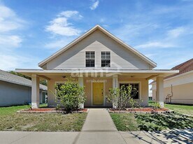 10332 Summerview Cir in Riverview, FL - Building Photo