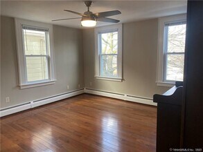 502 Chapel St in New Haven, CT - Building Photo - Building Photo