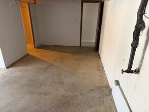 1758 Fairfax Ave in Barnhart, MO - Foto de edificio - Building Photo