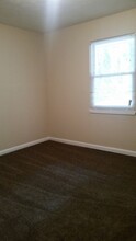 6341 Raymond Terrace in Union City, GA - Building Photo - Building Photo