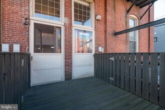 915 Bainbridge St in Philadelphia, PA - Building Photo - Building Photo