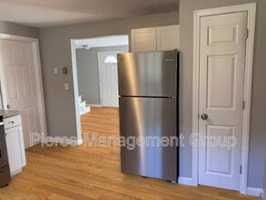 9 Bayberry Ln in Epping, NH - Building Photo - Building Photo