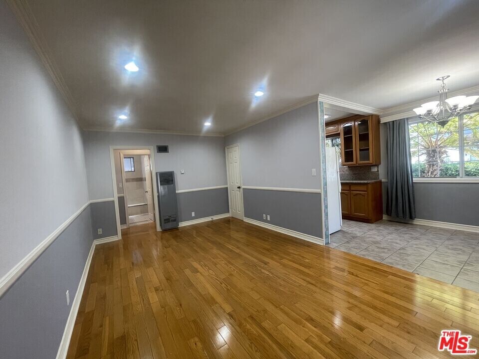 1122 N Formosa Ave in West Hollywood, CA - Building Photo