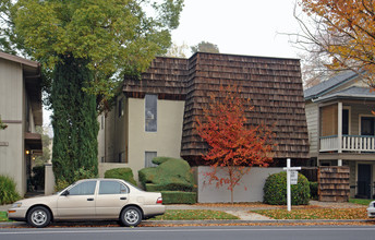 2223 P St in Sacramento, CA - Building Photo - Building Photo