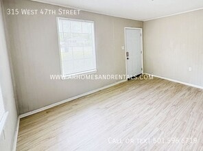 315 W 47th St in North Little Rock, AR - Building Photo - Building Photo