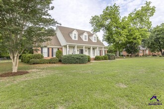 127 Hudson Way in Macon, GA - Building Photo - Building Photo