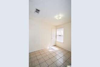 3400 Hereford LN, Unit B in Killeen, TX - Building Photo - Building Photo