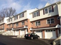 1524 Highland Ave, Unit 14