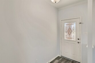 1104 Canoe Cove in Hutto, TX - Foto de edificio - Building Photo