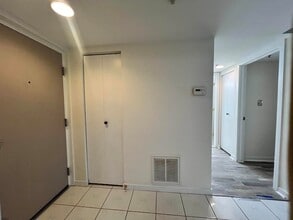 4310 Dolphin Ave, Unit 4310 in Northfield, NJ - Building Photo - Building Photo