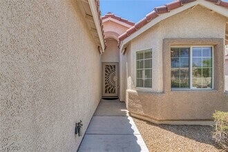 4369 Meadowlark Wing Way in North Las Vegas, NV - Foto de edificio - Building Photo