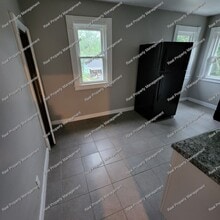 405 Roosevelt Rd in Valparaiso, IN - Building Photo - Building Photo