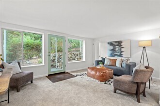 1511 N 100th St in Seattle, WA - Building Photo - Building Photo