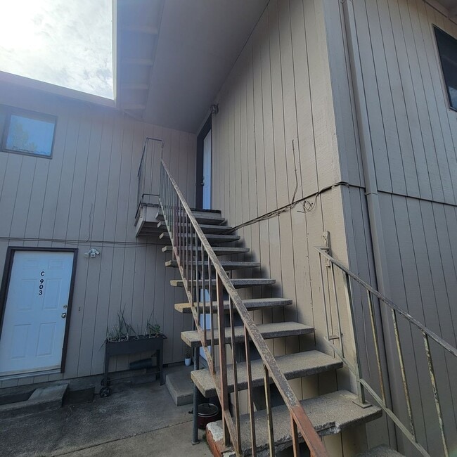property at 903 Charles St