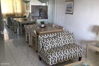 1889 S Ocean Dr in Hallandale Beach, FL - Building Photo - Building Photo