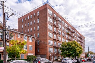 2555 E 12th St in Brooklyn, NY - Building Photo