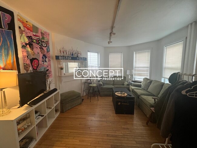 10 Parker Hill Ave, Unit 1 in Boston, MA - Building Photo - Building Photo