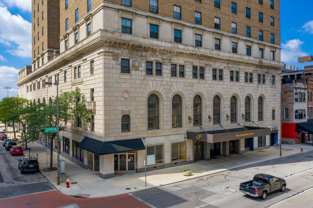 Commodore Perry Apartments Photo