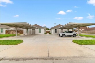 904 Kentucky St in Alton, TX - Building Photo - Building Photo