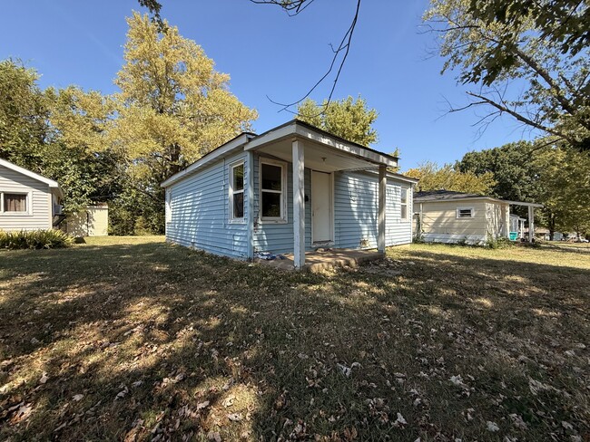 property at 623 Elizabeth St