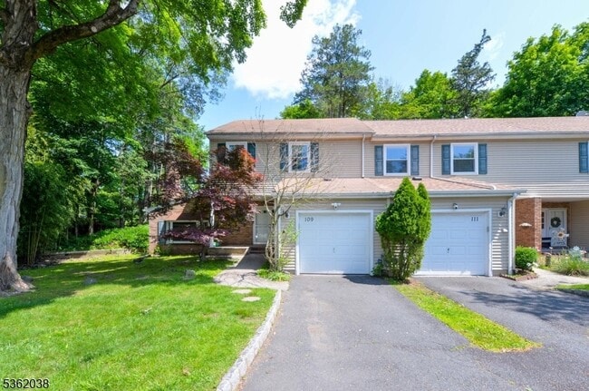 property at 109 Saratoga Square