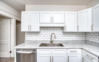 1538 Nott St in Schenectady, NY - Building Photo - Building Photo