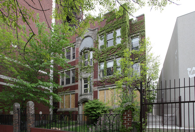 5232 S. Hyde Park in Chicago, IL - Foto de edificio - Building Photo