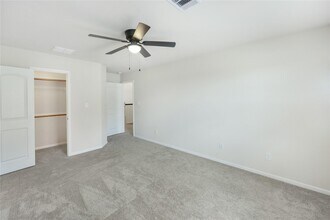 2311 Leonetti Ln in Rosenberg, TX - Building Photo - Building Photo