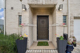 5201 Cornish St in Houston, TX - Building Photo - Building Photo