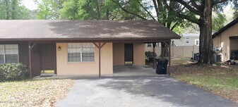 4027 Everett Ave in Middleburg, FL - Building Photo
