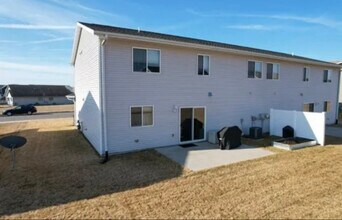 431 Nicholas St in Tomah, WI - Building Photo - Building Photo