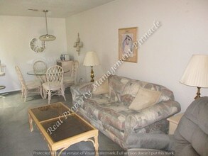 14300 W Bell Rd-Unit -UNIT 228 in Surprise, AZ - Building Photo - Building Photo