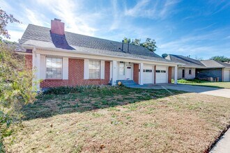 2248 Laneway Dr in Oklahoma City, OK - Building Photo - Building Photo